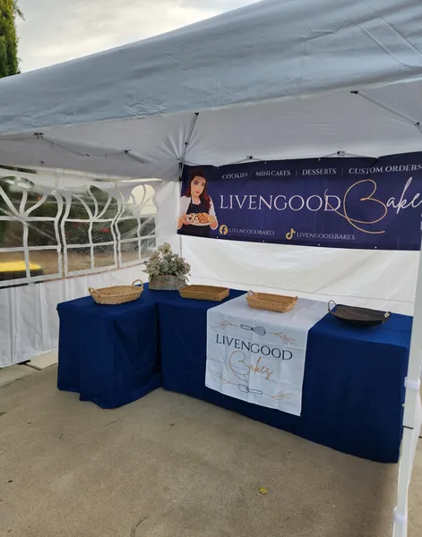 The banner and table runner are perfect for my bakery stand at local markets Everyone compliments how clean and professional my setup looks