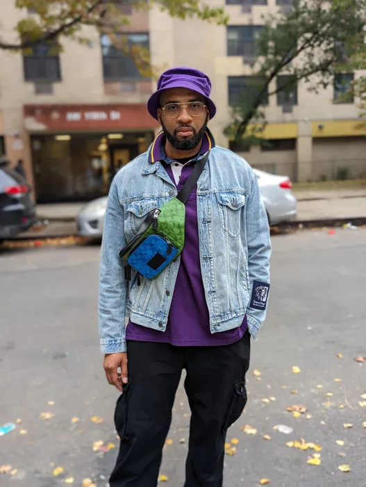 CustomRibbonsNow.Com - Chenille Patches