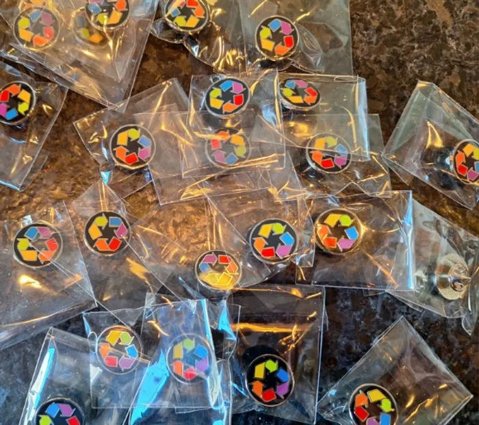 CustomRibbonsNow.Com - Hard Enamel Pin