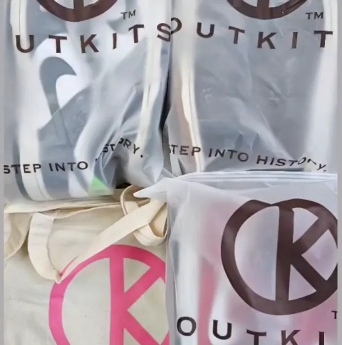 CustomRibbonsNow.Com - Zipper Frosted Bag