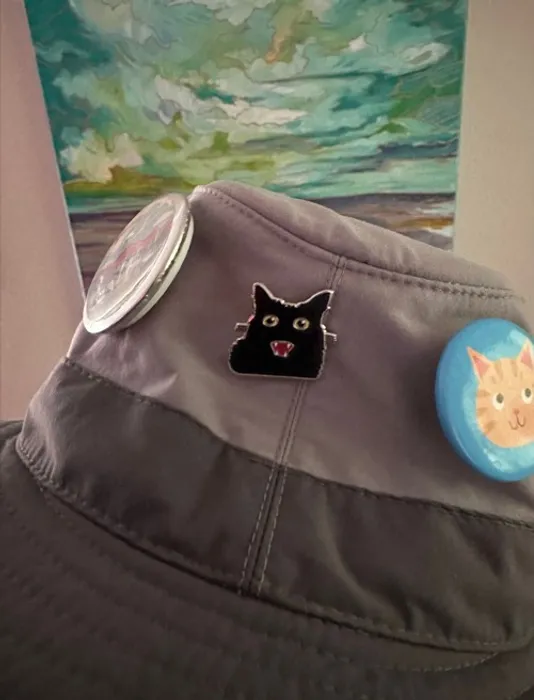 CustomRibbonsNow.Com - Hard Enamel Pin