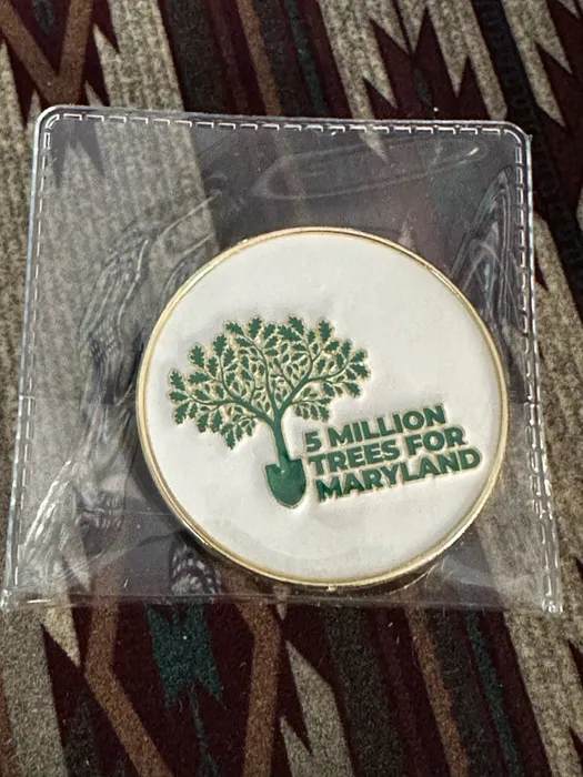 CustomRibbonsNow.Com - Soft Enamel Pin