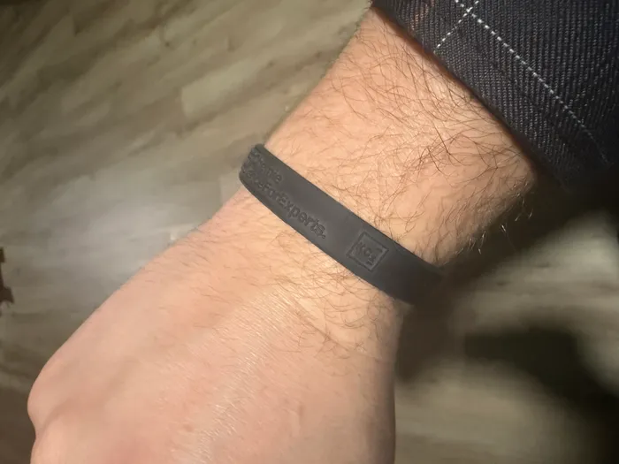 CustomRibbonsNow.Com - Embossed