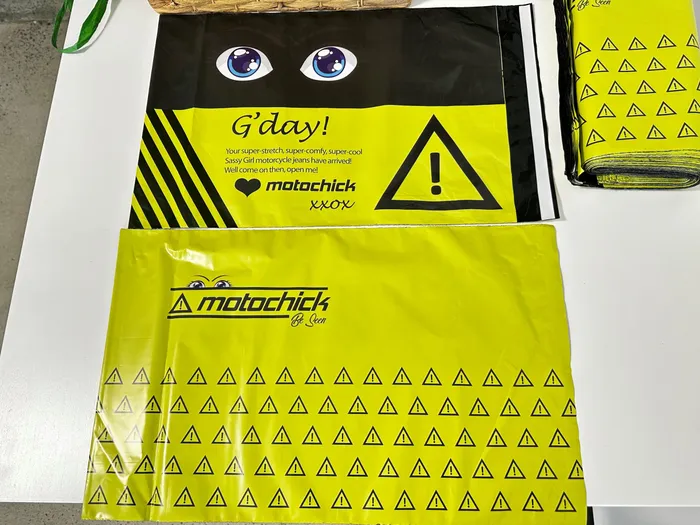 CustomRibbonsNow.Com - Custom Poly Mailer