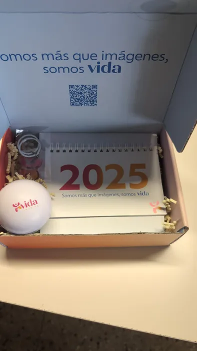 CustomRibbonsNow.Com - Custom Mailer Box