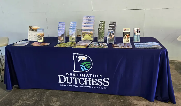 CustomRibbonsNow.Com - Custom Rectangle Table Covers