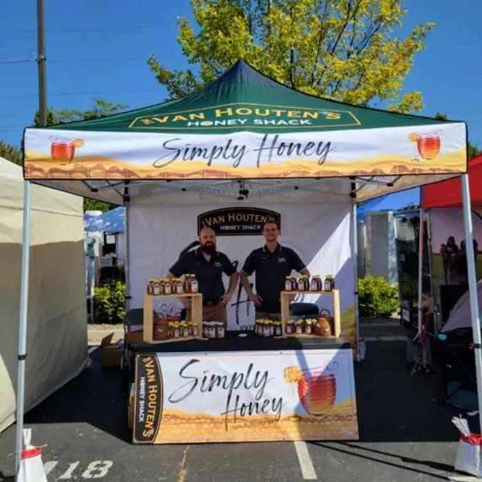 CustomRibbonsNow.Com - Custom Outdoor Canopy Tents 10ft X 10ft