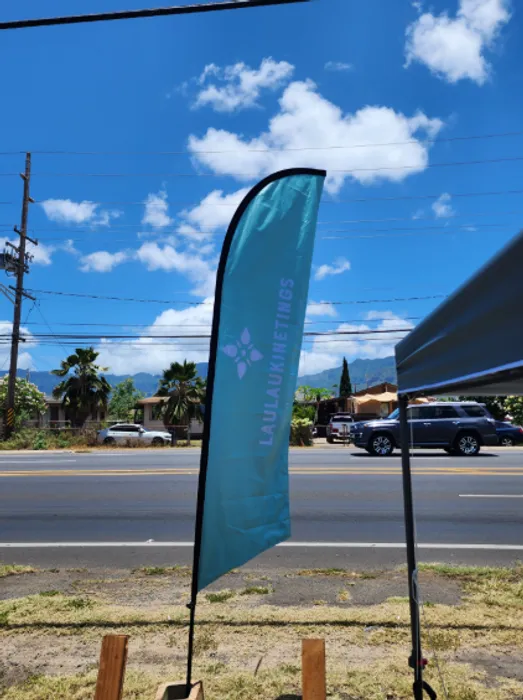 CustomRibbonsNow.Com - Feather Flag