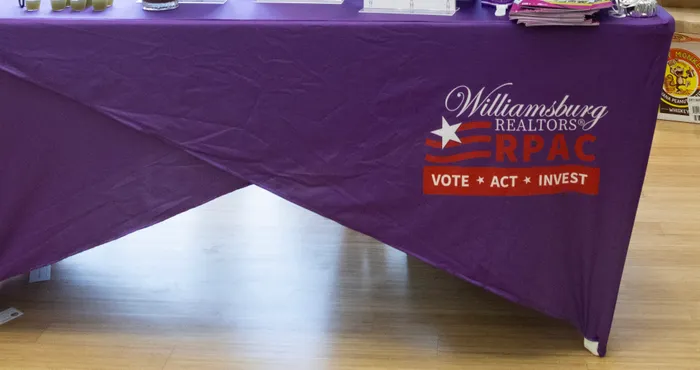 CustomRibbonsNow.Com - Custom Rectangle Table Covers