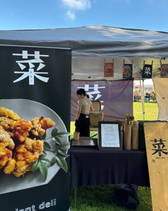 CustomRibbonsNow.Com - Custom Fabric Banners