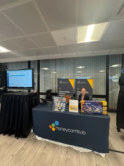 CustomRibbonsNow.Com - Custom Rectangle Table Covers