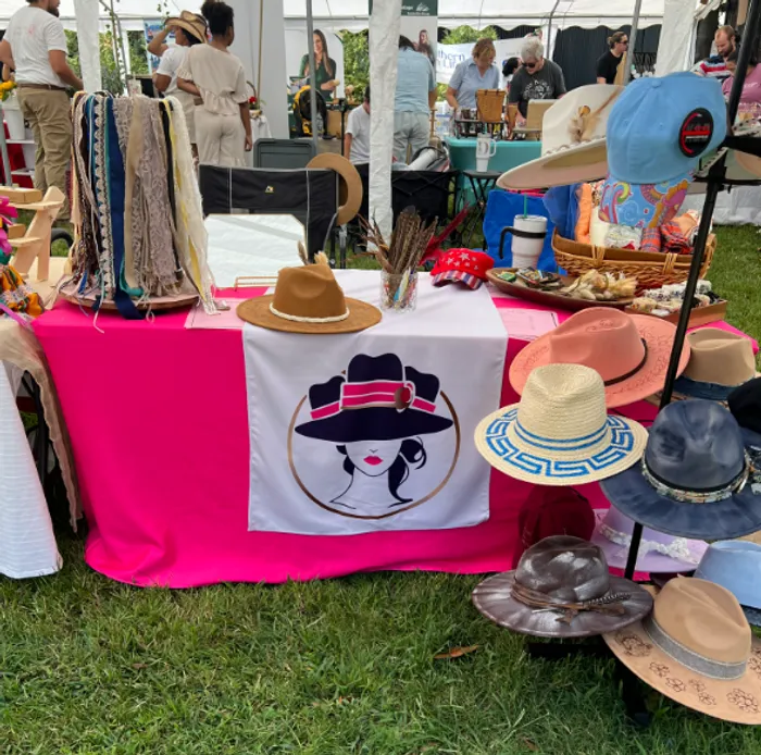 CustomRibbonsNow.Com - Table Runner