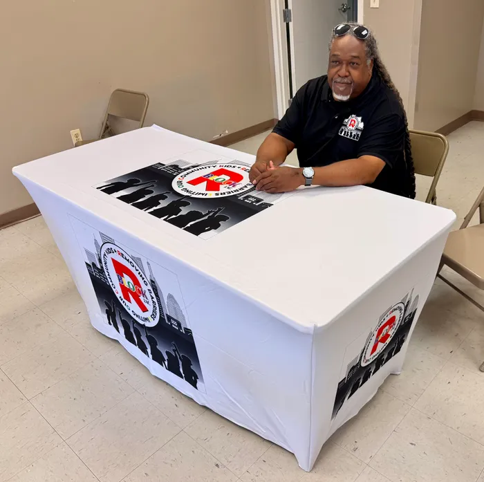 CustomRibbonsNow.Com - Custom Rectangle Table Covers