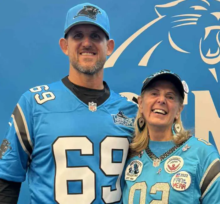 CustomRibbonsNow.Com - Embroidered Patches