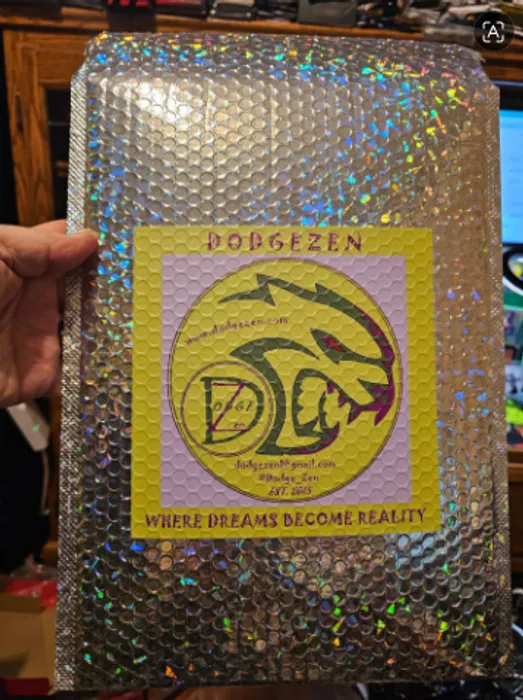 CustomRibbonsNow.Com - Custom Holographic Bubble Mailer