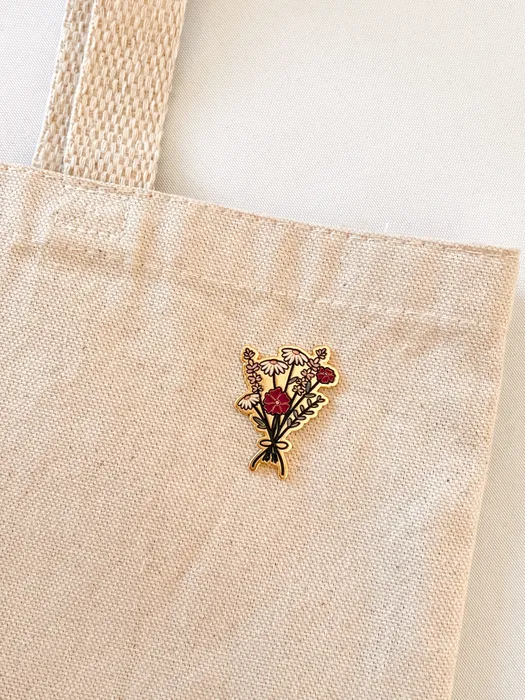 CustomRibbonsNow.Com - Soft Enamel Pin