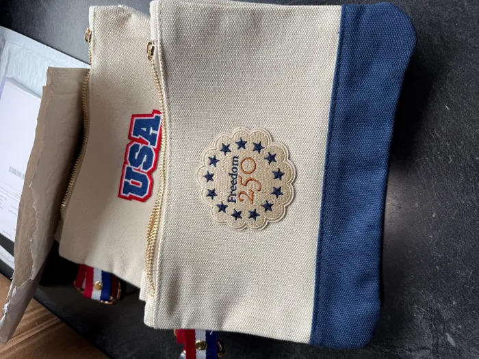 CustomRibbonsNow.Com - Leather Patches