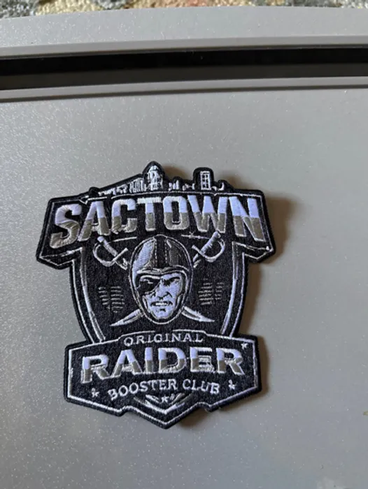 CustomRibbonsNow.Com - Embroidered Patches